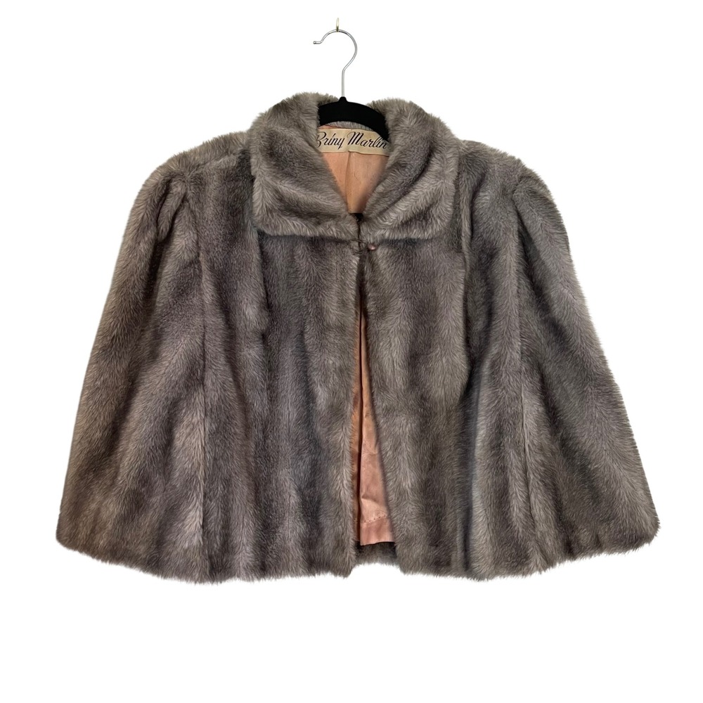 Vintage Briny Marlin Faux Fur Capelet Silver Grey Candalon Wink Wrap Arm Slits